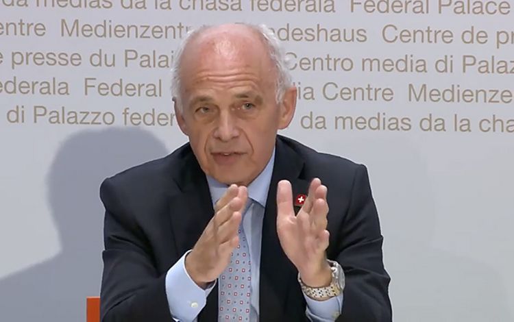 Bundesrat Ueli Maurer an der Medienkonferenz des Bundesrates vom 22. April 2020