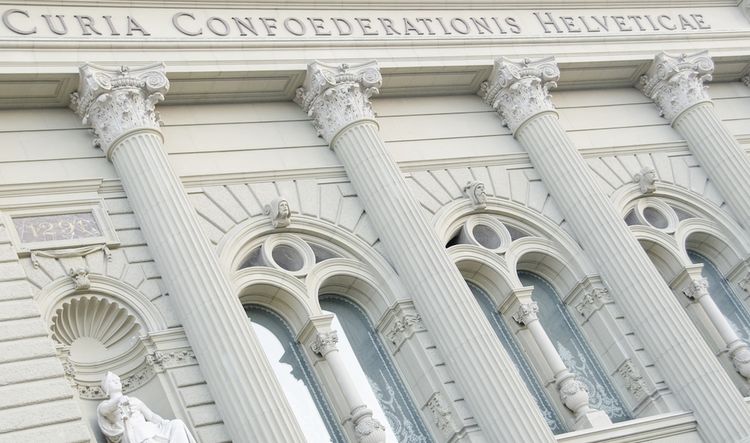 Fassade des Bundeshauses in Bern